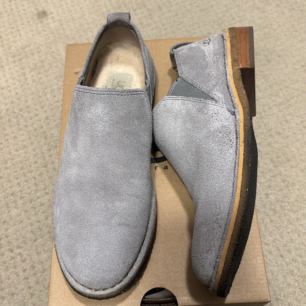 UGG Suede Grey Size 6.5 Loafer - Picture 2 of 13